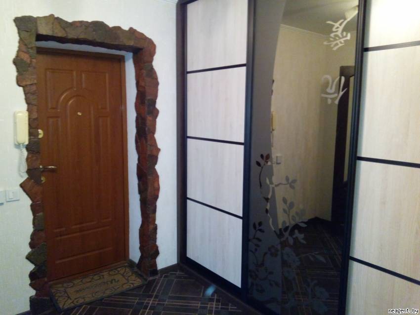2-комнатная квартира, ул. Толстого, 4, 1800 рублей: фото 2
