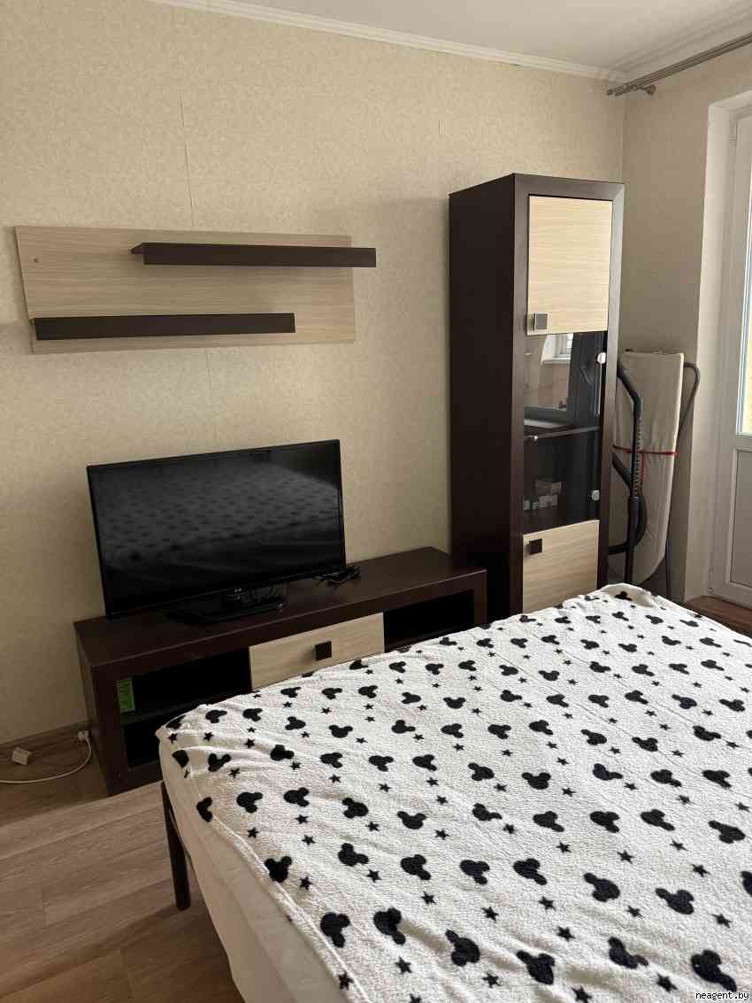 1-комнатная квартира, ул. Шугаева, 3/1, 1378 рублей: фото 4