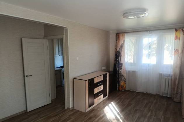 1-комнатная квартира, Артиллеристов ул., за 430 р.