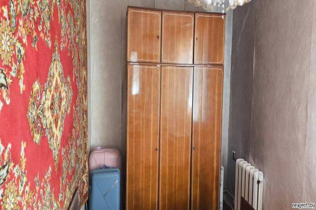 3-комнатная квартира, Уральская, за 1384 р.