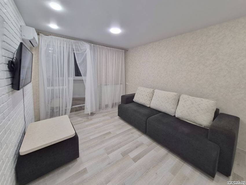1-комнатная квартира, ул. Рогачевская, 1/А, 500 рублей: фото 1