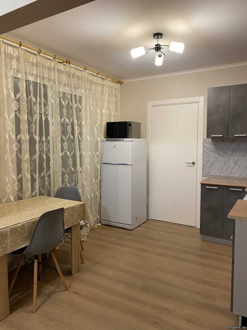 1-комнатная квартира, ул. Николая Камова, 3, 1450 рублей: фото 1