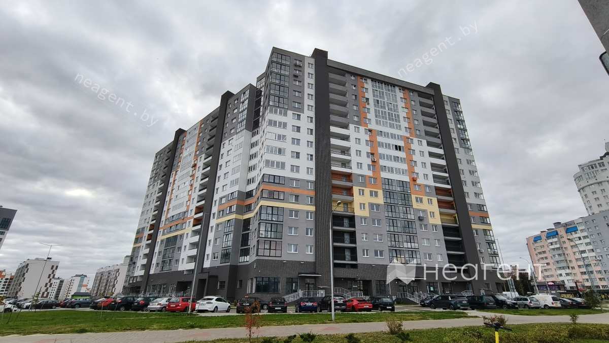 новостройка на Игуменском 13
