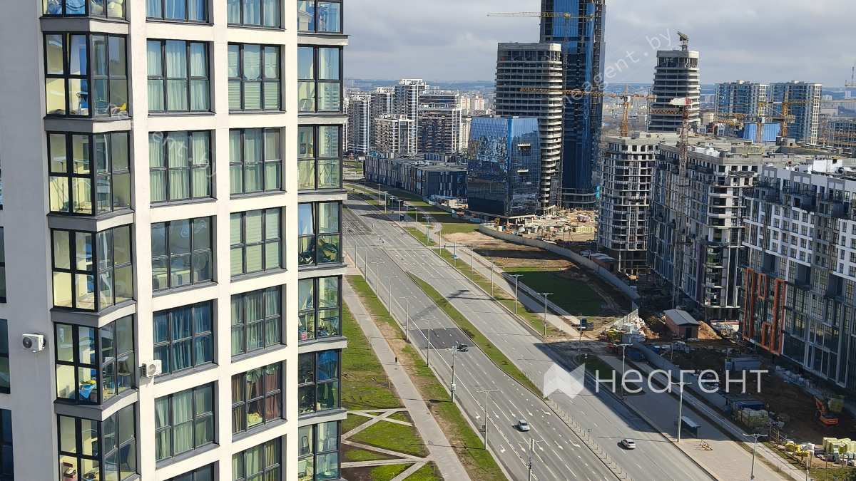 просп. Мира, дом 14, вид из окна