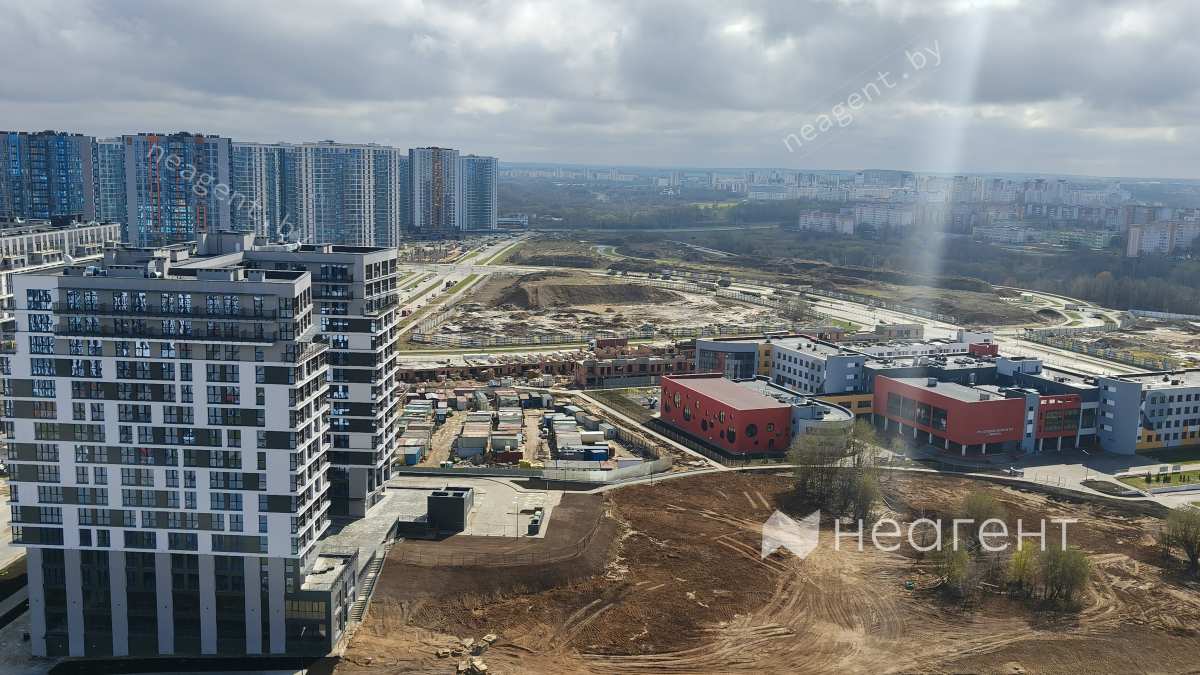 просп. Мира, дом 14, вид из окна