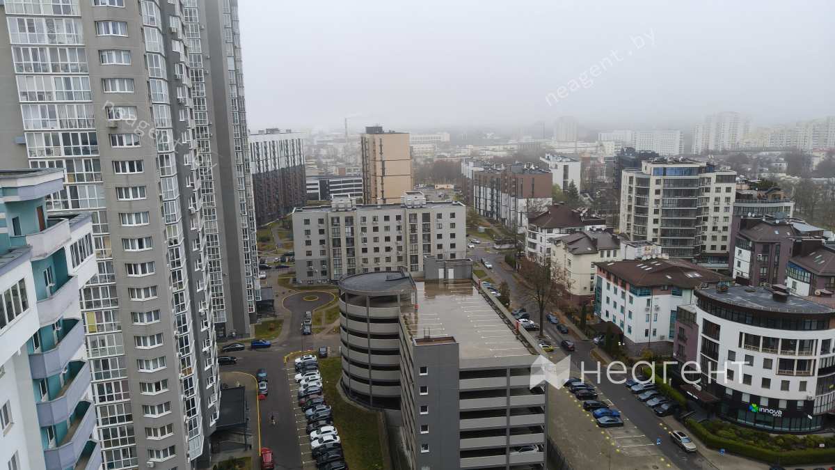 Репина 4, вид из окна