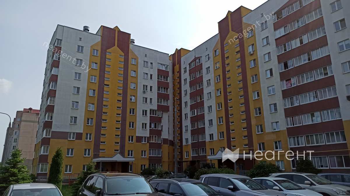 Дом на Сырокомли 20