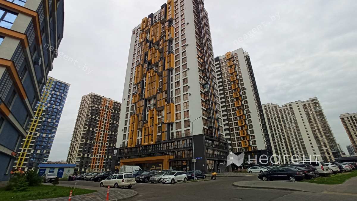 Жилой дом на Теслы, 23, Минск-Мир, Барселона