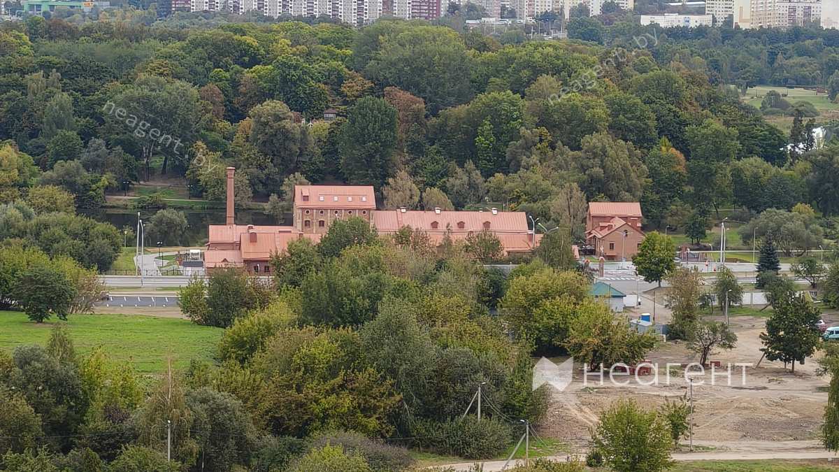 Игуменский тракт 13, вид из окна 