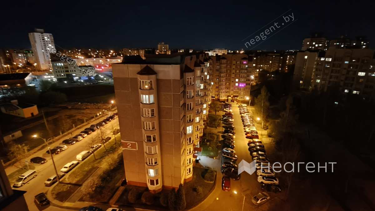 тракт Игуменский, дом 26, вид из окна вечером