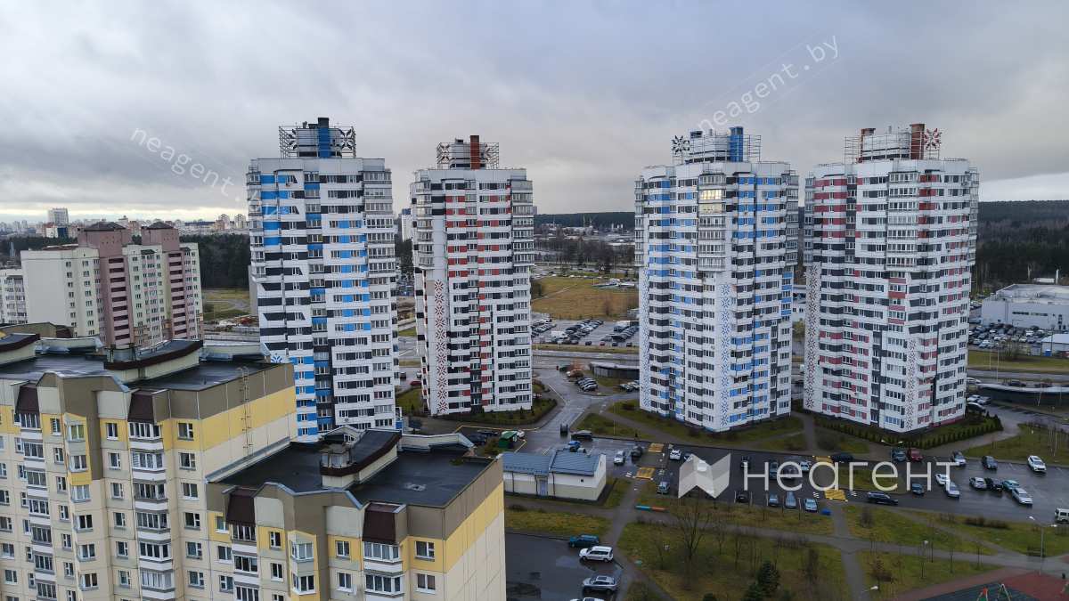 ул. 50 лет Победы, дом 10, вид из окна