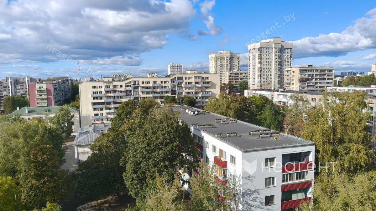 ул. Андреевская, дом 7, вид из окна