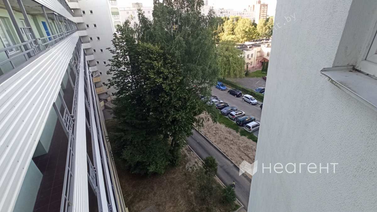 ул. Бельского, 17 вид во двор с балконов
