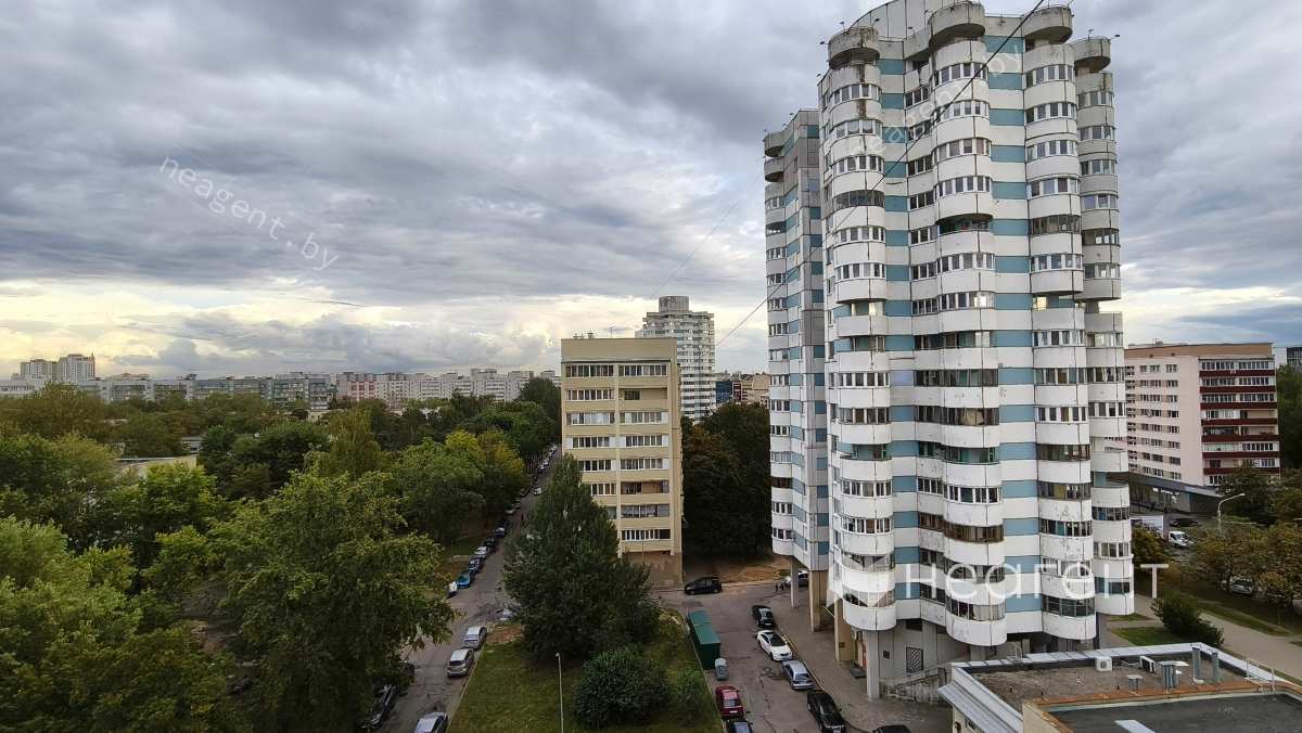 ул. Богдановича, дом 62, вид из окна