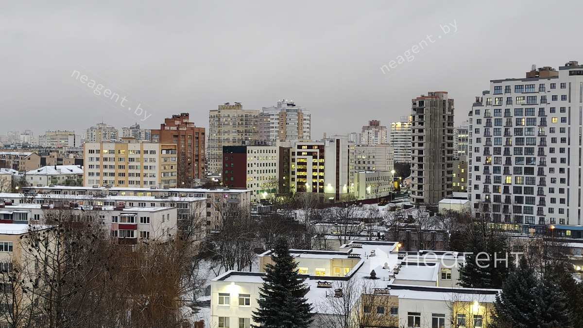 ул. Червякова, дом 8, подъезд, вид из окна