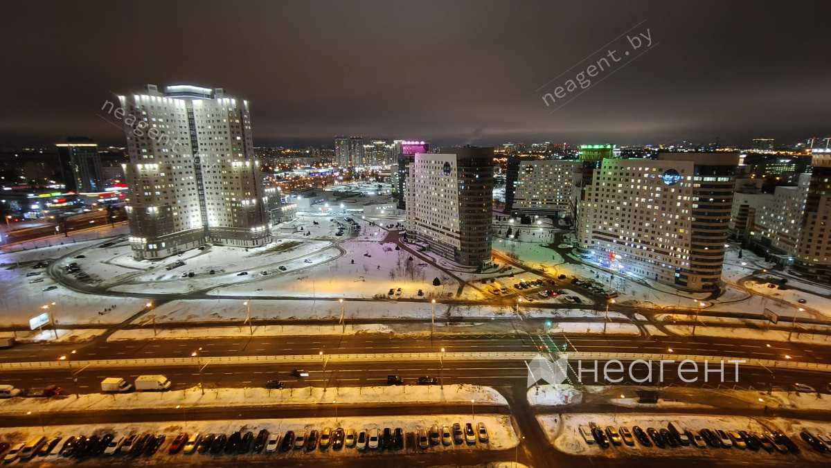 ул. Чюрлениса, дом 14, вид из окна