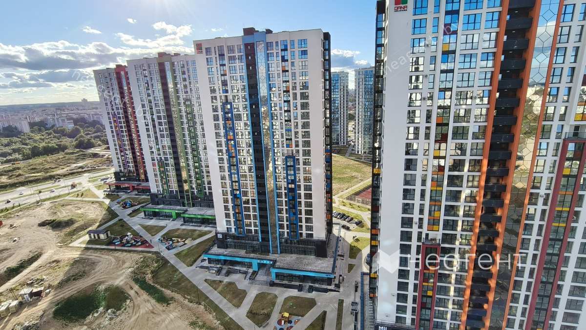 Минск, улица Игоря Лученка, дом 32, вид из окна