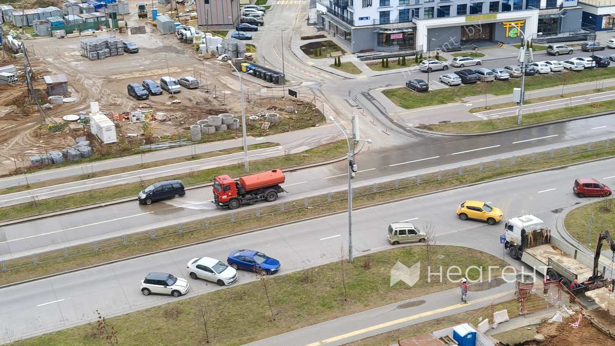 ул. Игоря Лученка, дом 5, вид из окна