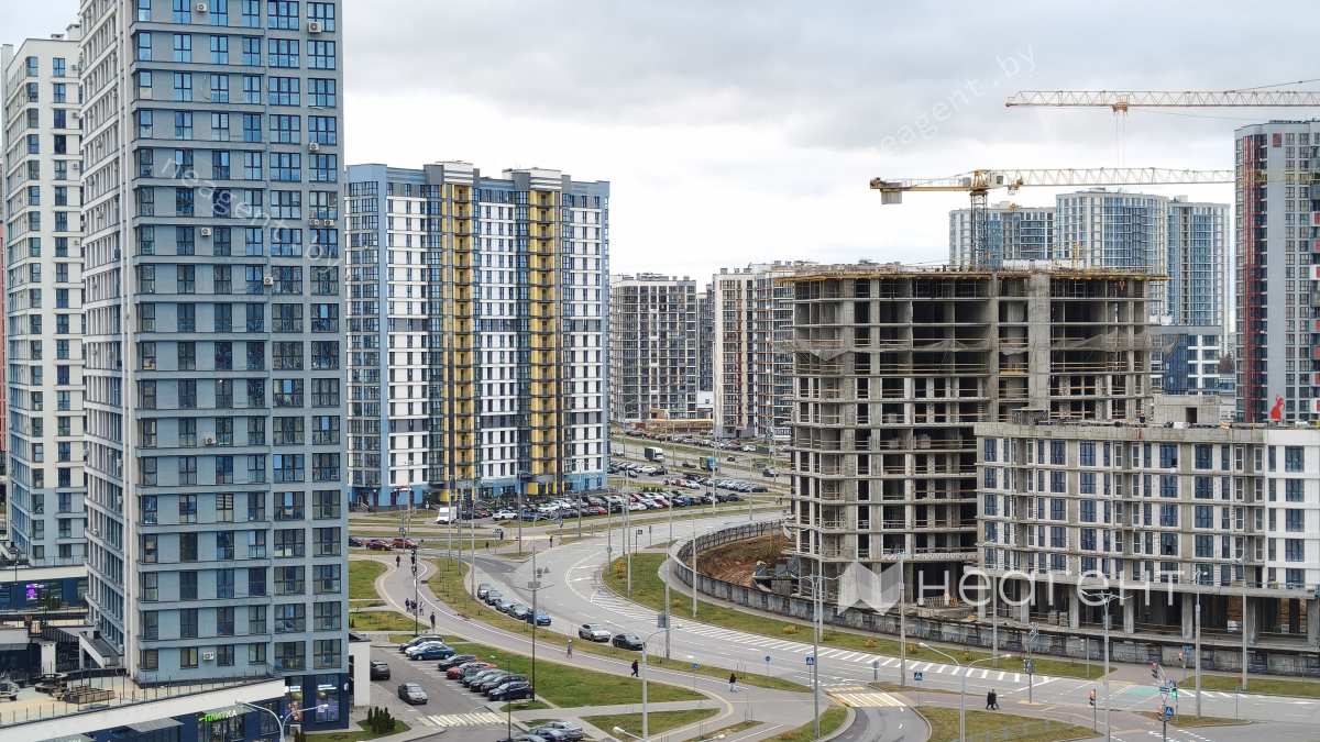 ул. Игоря Лученка, дом 5, вид из окна