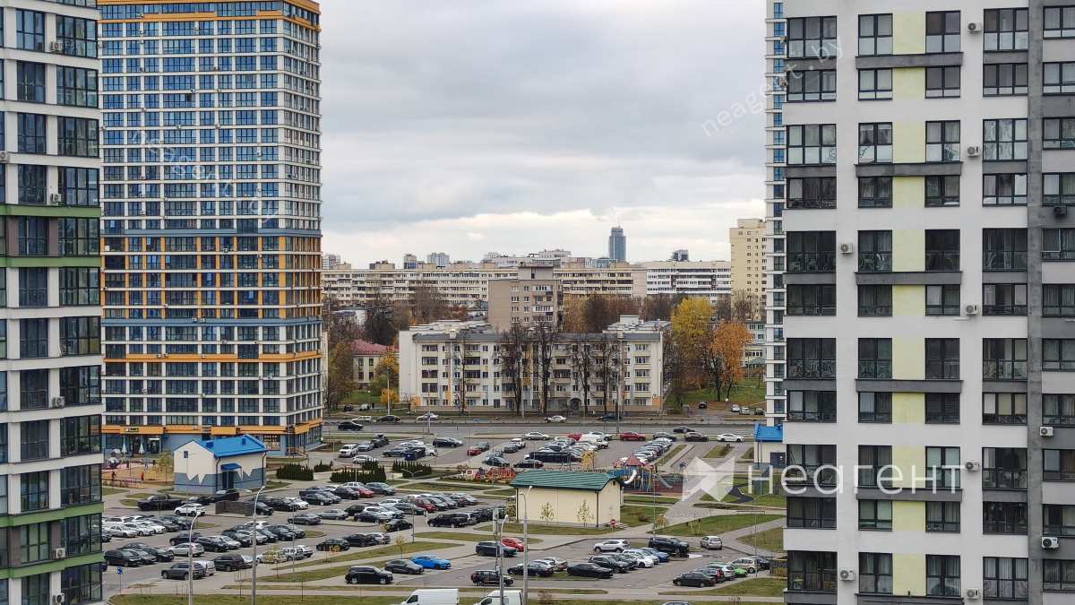 ул. Игоря Лученка, дом 5, вид из окна