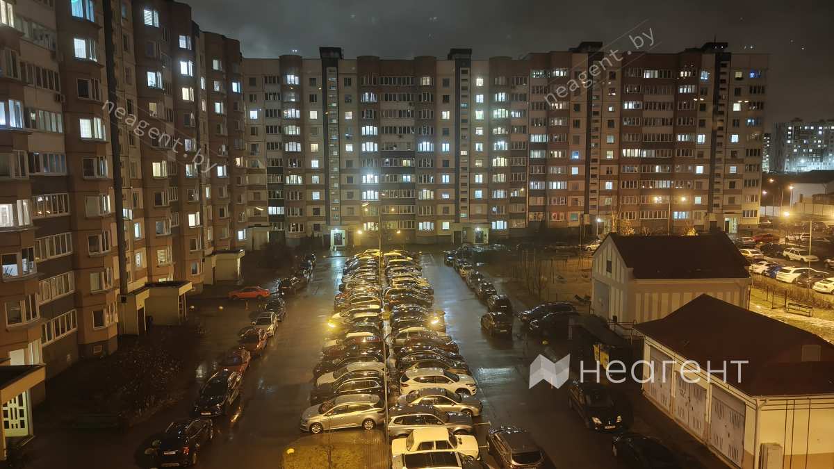 ул. Мачульского, дом 24, вид из окна