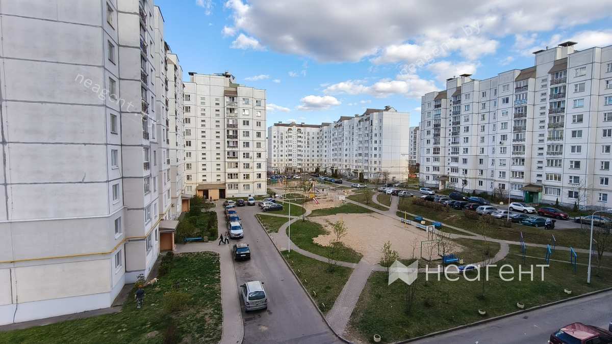 ул. Неманская, дом 25, вид из окна