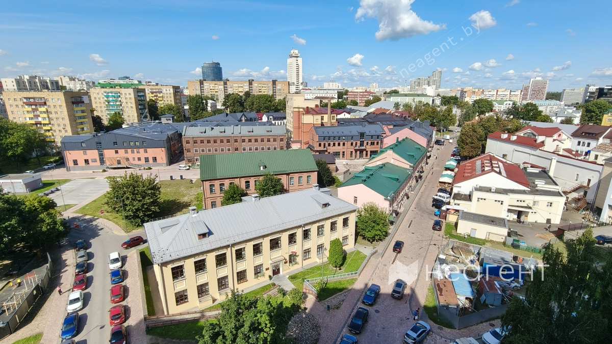 ул. Немига, дом 12, вид во двор