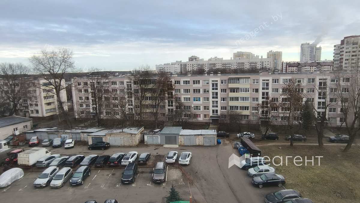 ул. Нововиленская, дом 8, вид из окна