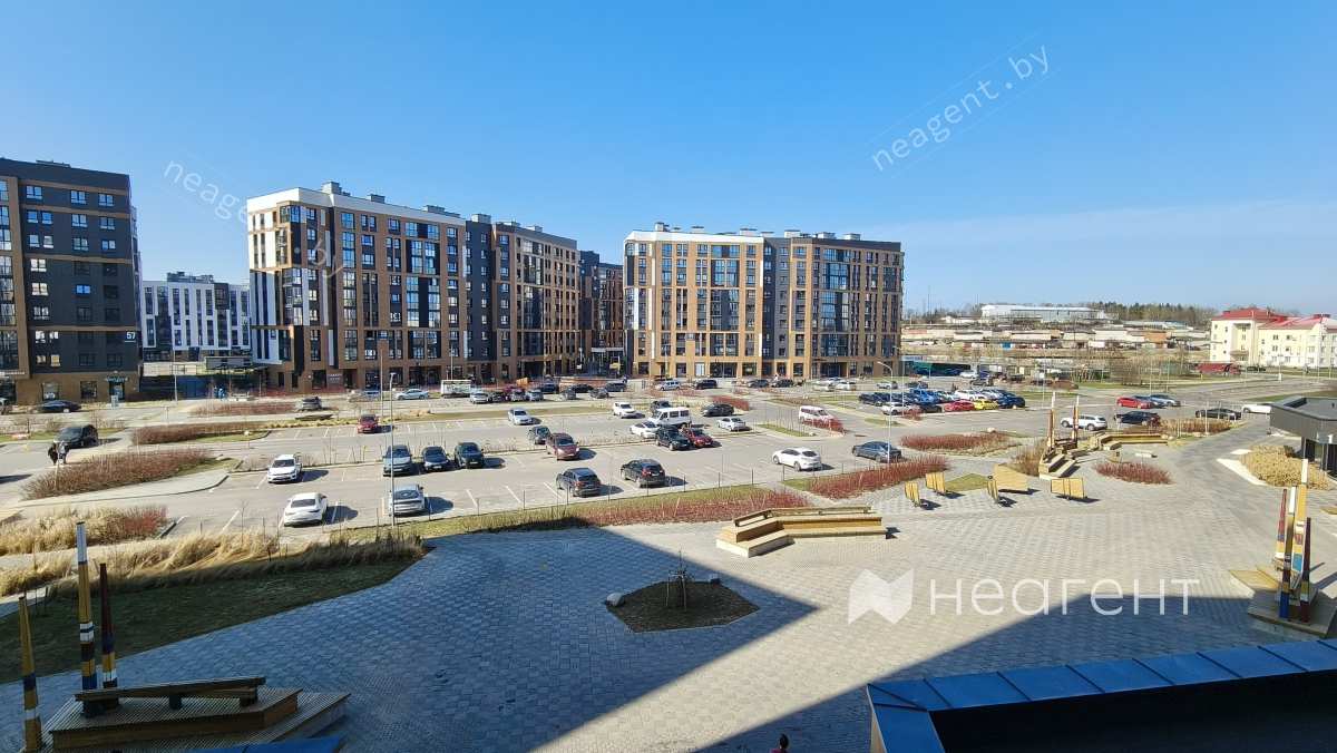 ул. Нововиленская, дом 47, вид из окна