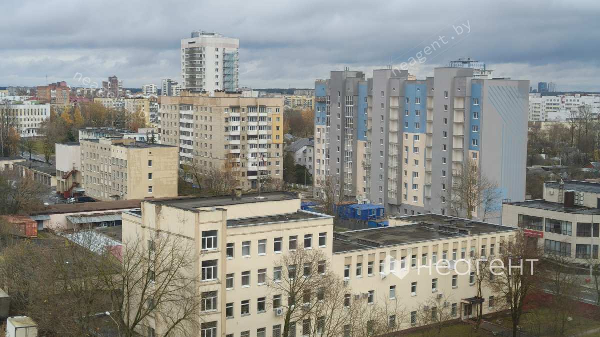 ул. Олешева, дом 5, вид из окна