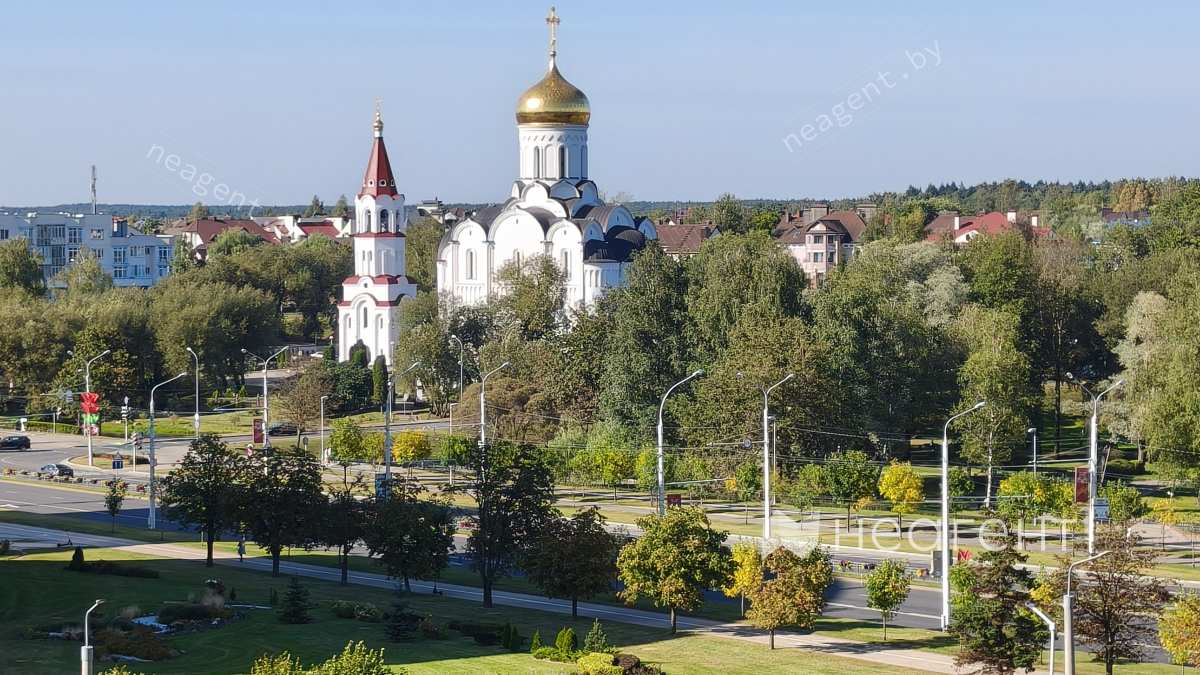 ул. Радужная, дом 10, вид из окна