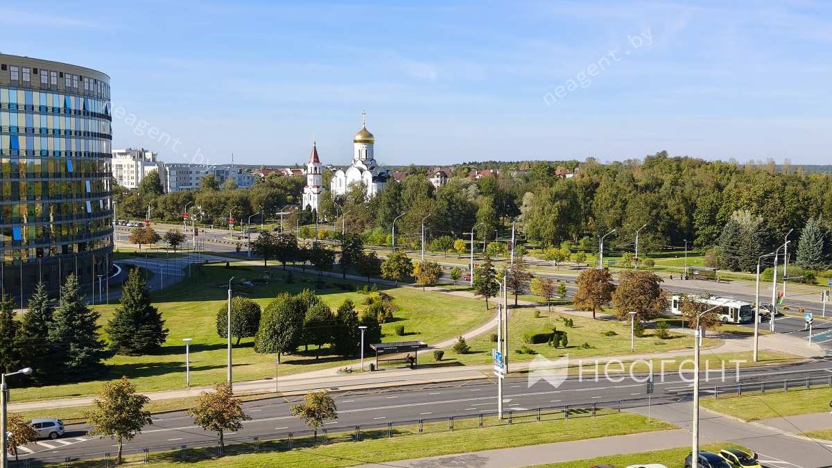 ул. Радужная, дом 10, вид из окна