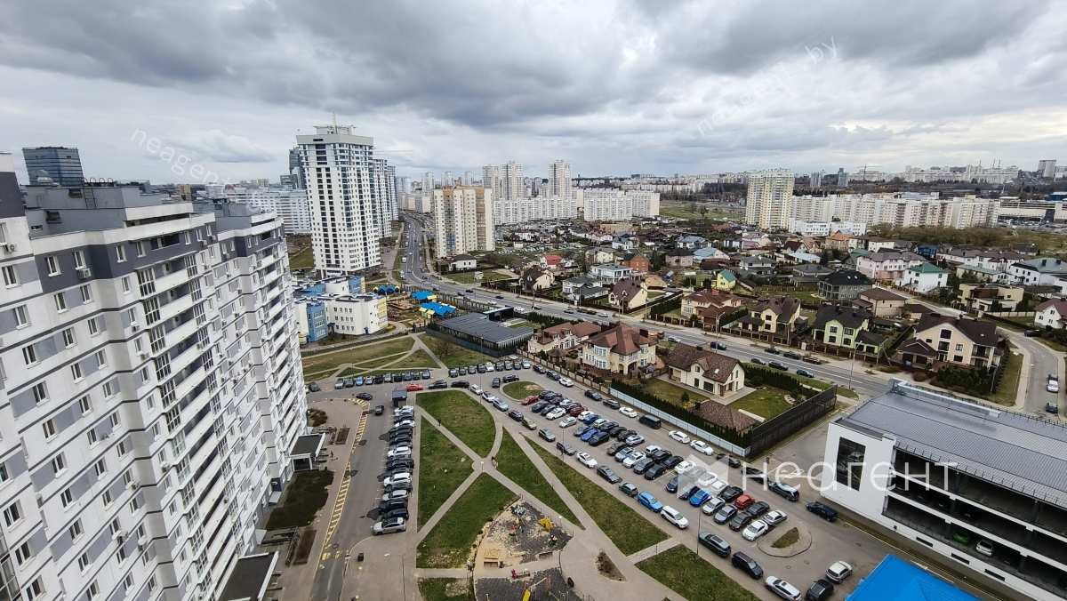 ул. Ратомская, дом 7, вид из окон