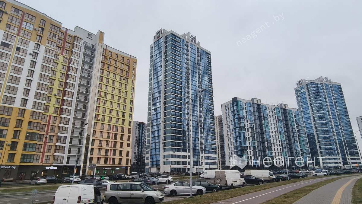 ул. Михаила Савицкого, дом 10