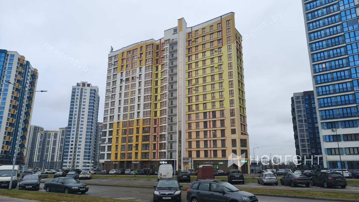 ул. Михаила Савицкого, дом 12