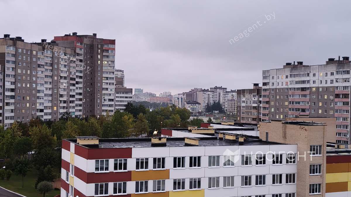 ул. Шаранговича, дом 76,  вид из окна 