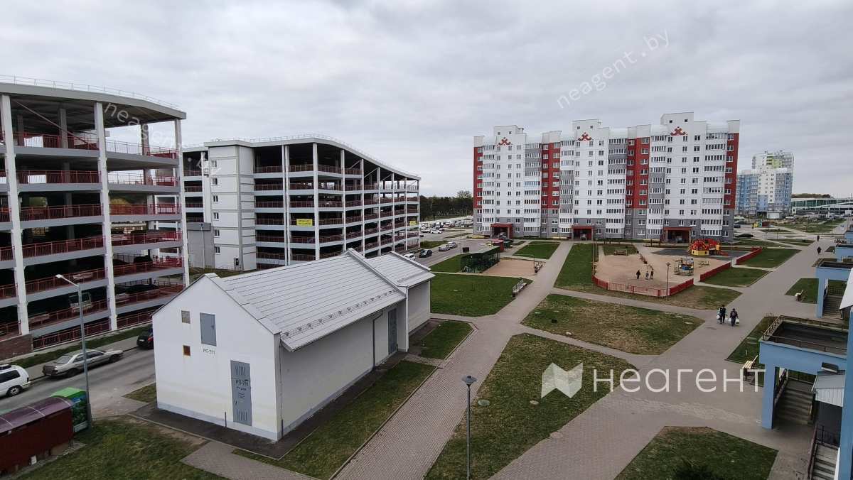 Минск, ул. Шишкина, дом 1, вид из окна