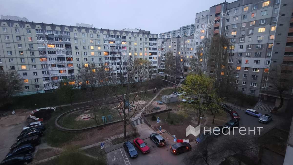 Минск, ул. Сурганова, дом 56, вид из окна