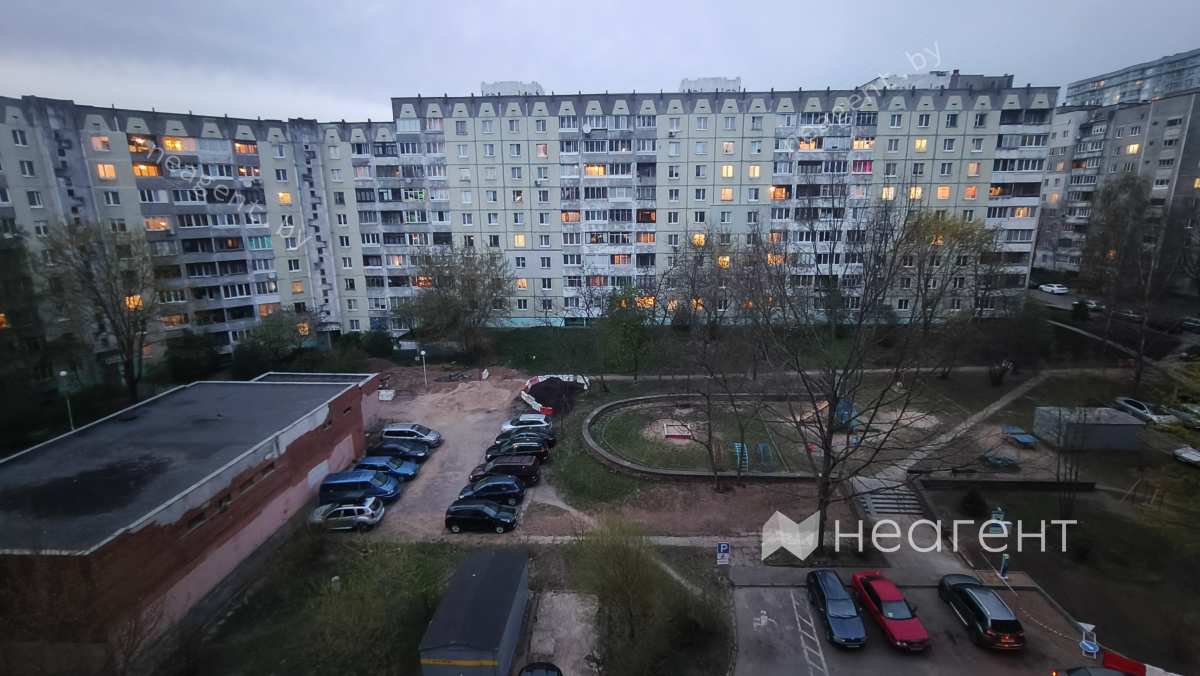 улица Сурганова, дом 56, вид из окна