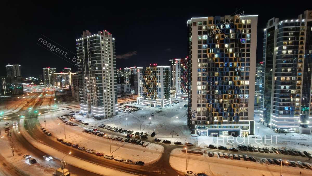 ул. Теслы, дом 16, вид из дома 