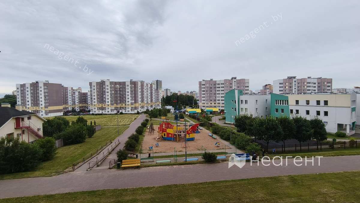 ул. Тышкевичей, дом 15, вид из окна