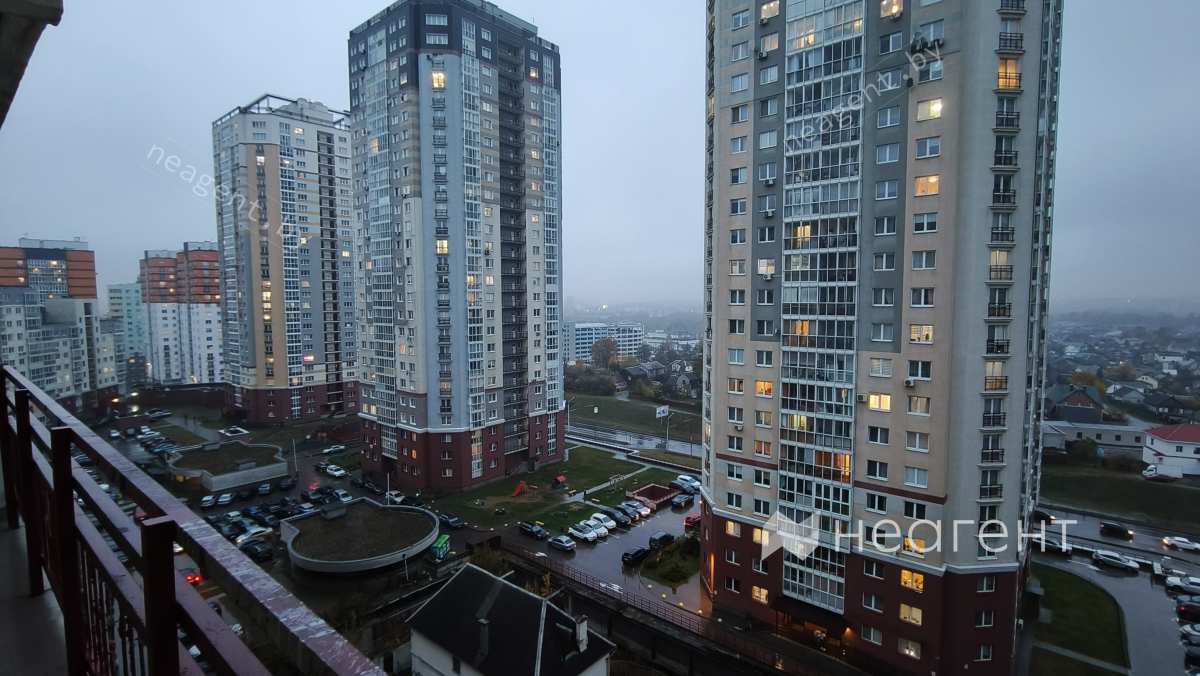 ул. Тургенева, дом 7, вид из окна