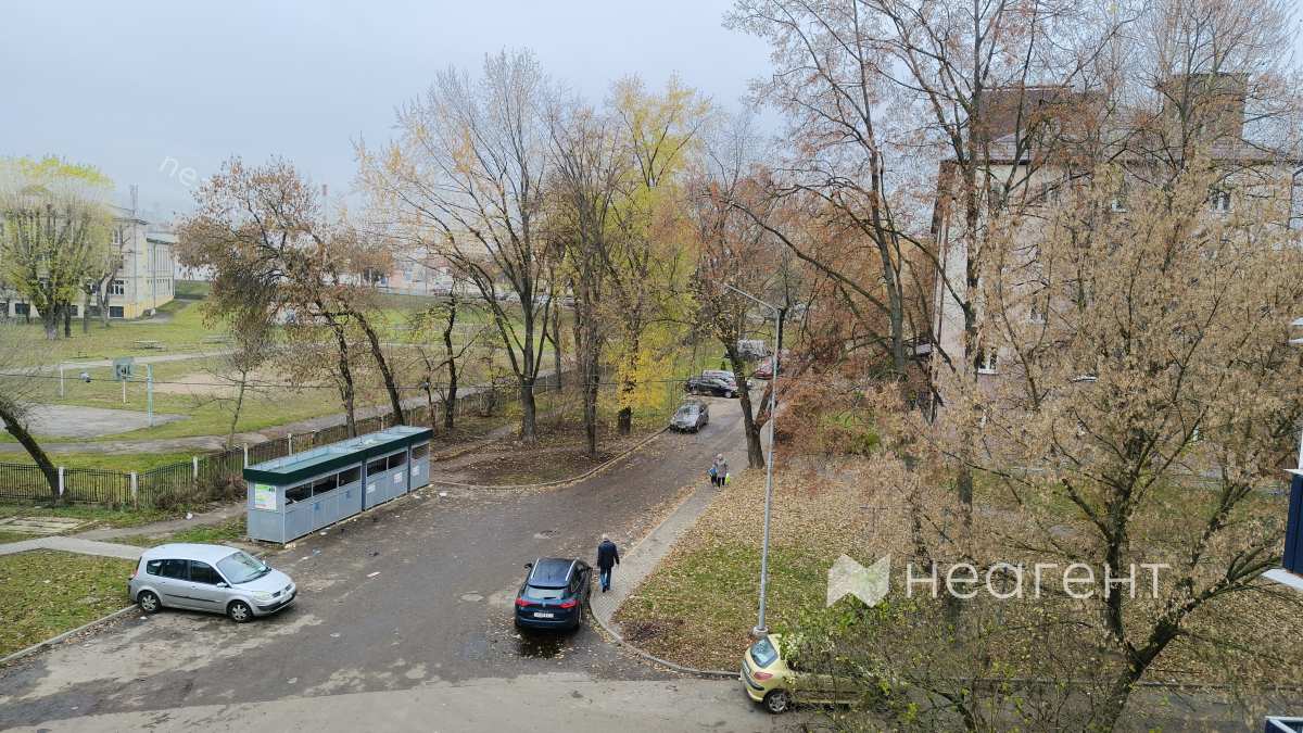 ул. Ванеева, дом 22, вид из окна