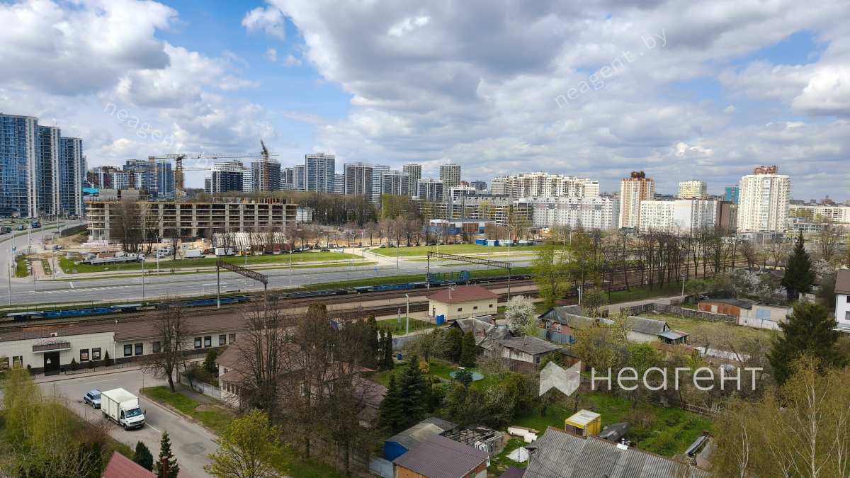 ул. Великоморская, дом 6, вид из окна, Минск