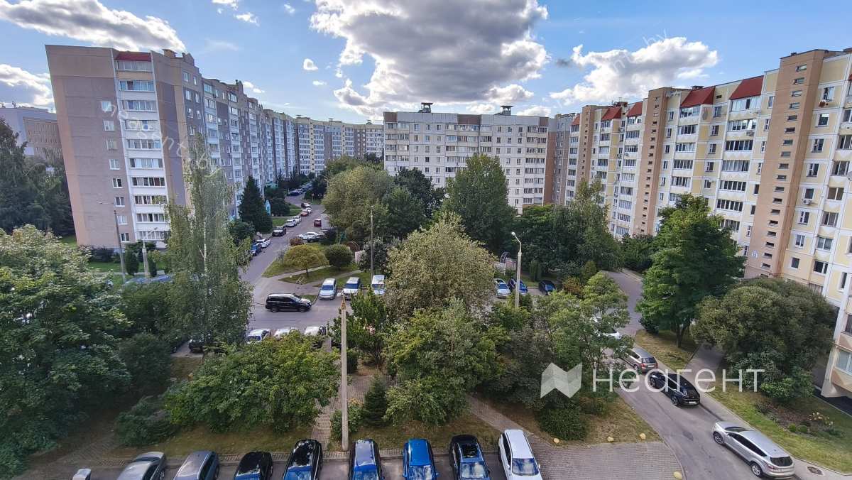 ул. Воронянского, дом 27, вид из окна