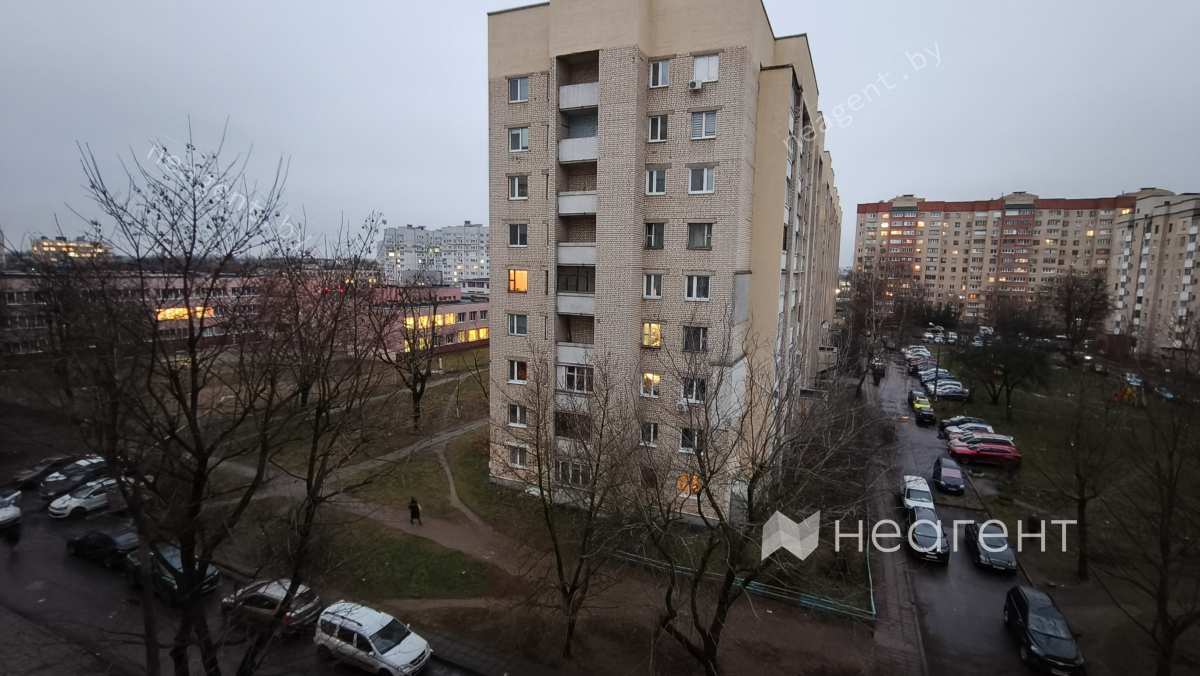 ул. Восточная, дом 66, вид из окна