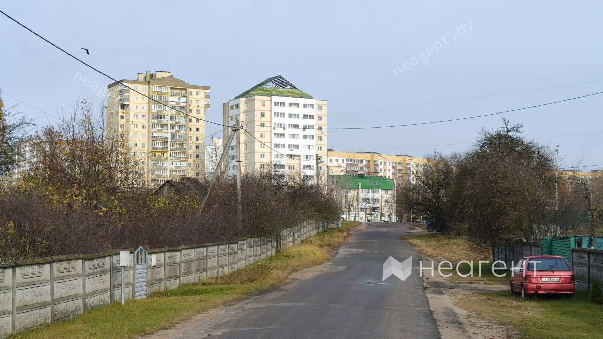ул. Якубова, дом 2, корп 1, вид на дом с частного сектора.